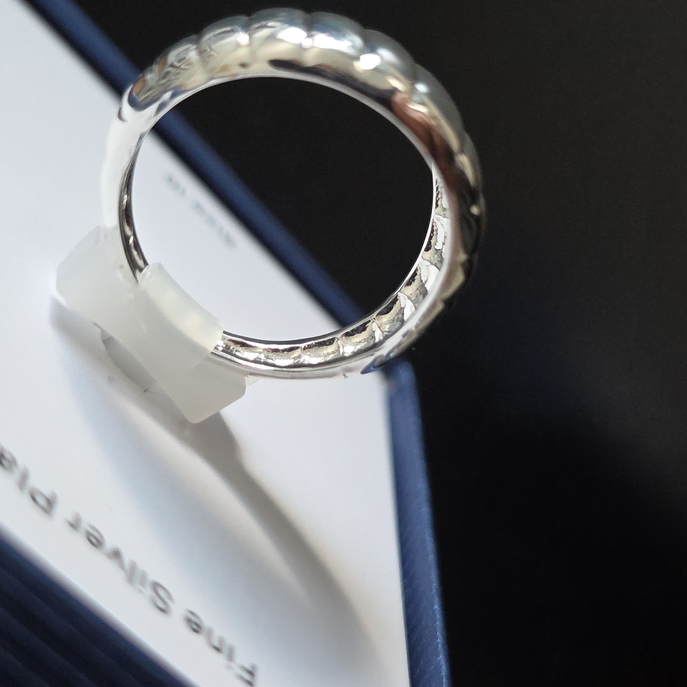 Silver Plated Ribbed Band Statement Ring | Size 10 - Picture 8 of 17